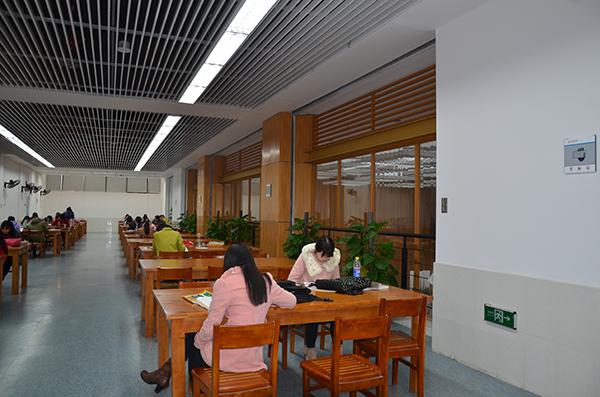 图书馆环境自习室