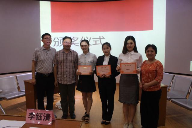 旅游系举办无手机课堂利与弊辩论赛决赛