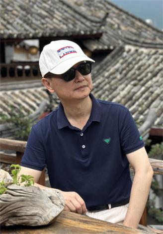  李伟教授简介 