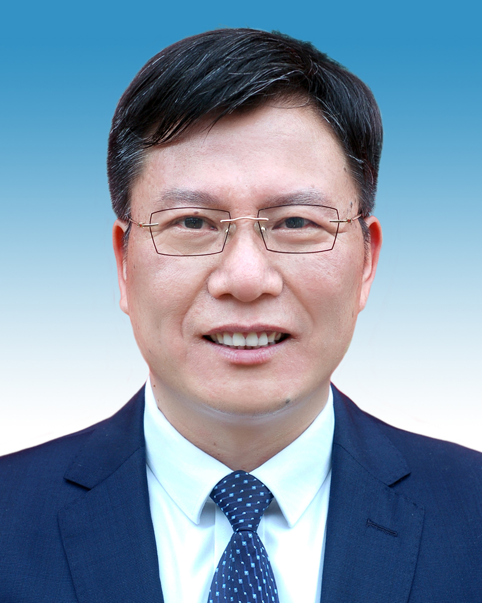 党委副书记,校长 胡穗