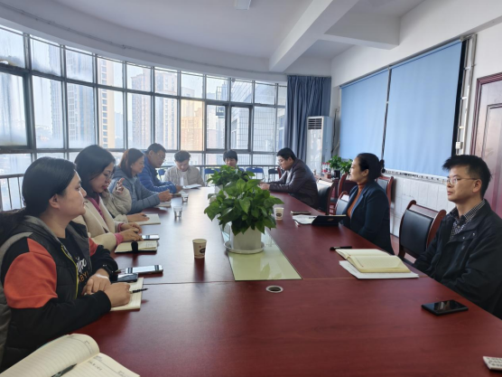 副校长晏昱到网络与信息化管理中心调研