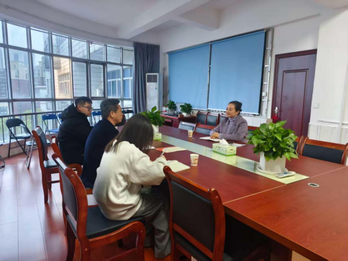 副校长晏昱到继续教育学院调研