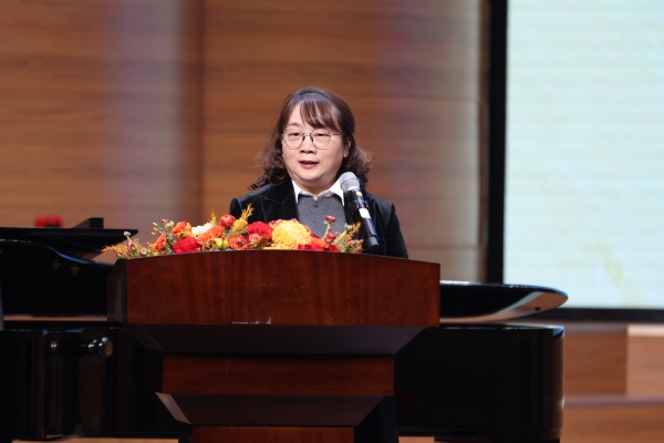 弦歌不辍润桃李 美育浸润筑芳华——湖南女子学院“骄杨”合唱团“艺以载道 美以润心”合唱专场音乐会圆满举行