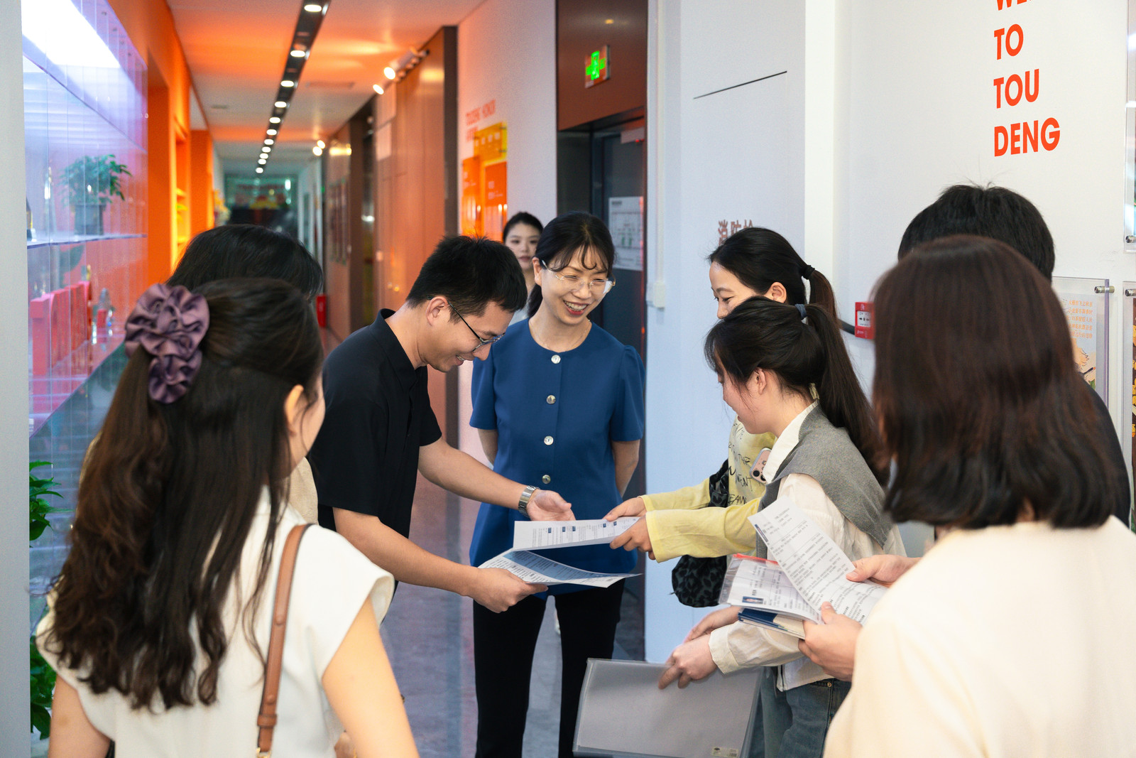 6月11日,我校党委书记何旭娟赴聚恒科技园访企拓岗 深化校企合作共促就业